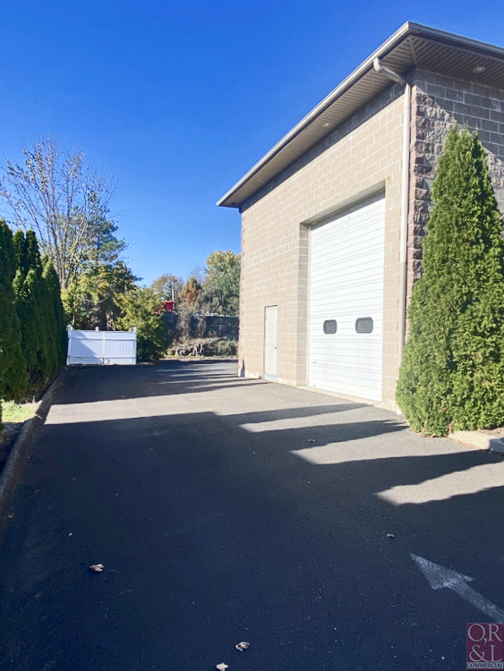 Industrial, Flex, CT, Flex Real Estate, Flex Sale, Flex Lease, CT Flex, Connecticut Flex, CT Real Estate, Connecticut Real Estate, Commercial Real Estate, CT Sale, Connecticut Sale, CT Lease, Connecticut Lease